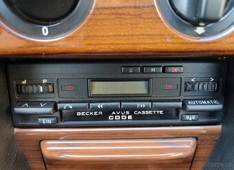 Mercedes Benz 200E (W124) - 13