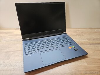 144HZ_NOVINKA HP VICTUS 16_R5-7640HS_16GB_RTX 4060 8GB - 13