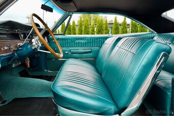 1966 Pontiac Bonneville Coupe - 13