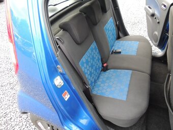 Suzuki Splash 1.0i,48kw,klima,2010,ČR,1.majitel - 13