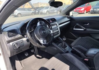 Volkswagen Scirocco 2.0 TDI Klima, Tempomat nafta manuál - 13