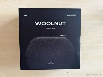 Kožené pouzdro pro AirPods Max černé Woolnut - 13