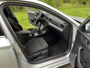 Škoda Superb 3 Combi Faceflit 2.0 TDI 110KW Rok 12/2019 - 13