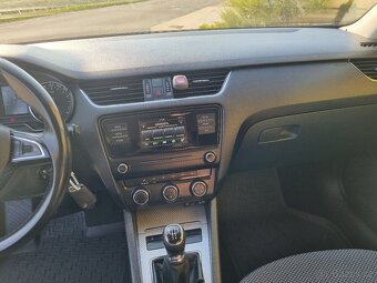 Škoda Octavia III, TDi, NOVÁ STK, PO VELKEM SERVISU - 13