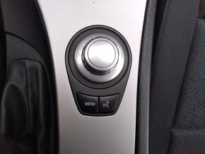 BMW 320i 110kW KLIMA - 13