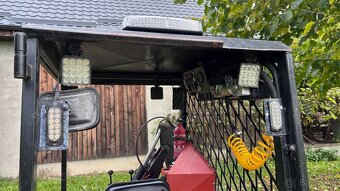 Mininakladač s podkopom KUBOTA - 13