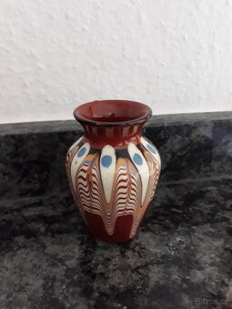 Vázy a vázičky ze skla, porcelánu a keramiky - 13