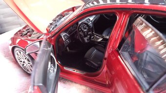 1:18 bmw M3 - 13