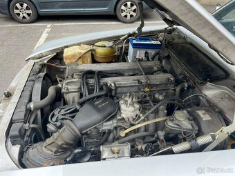 Mercedes Benz 280 SLC - 13