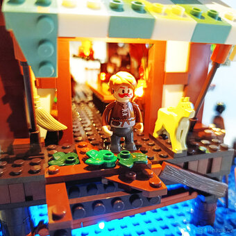 FunWhole / Lumibricks set F9011: Středověký hostinec na molu - 13