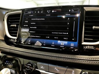 Chrysler Pacifica 3.6 Hybrid Plug-in (č.1200) - 13