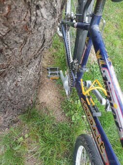 Tři dětská kola po našich dětech. Koloběžka zdarma. - 13