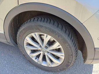 VW Tiguan 5N 2.0 110kW 4x4 automat - 13
