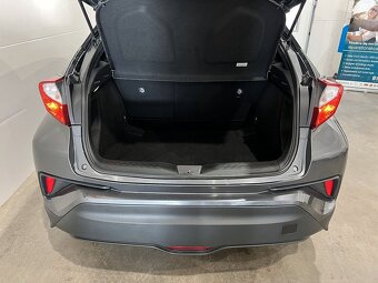Toyota C-HR Hybrid CVT rok 2019 - 13