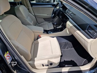 Škoda Superb 3,2.0TDi,140KW,STYLE,MANUÁL1.MAJ.ČR,R.V.10/2017 - 13