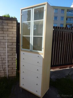 IKEA MAGIKER vitrina/úložná sestava se zásuvkami - 13