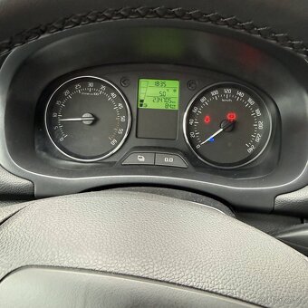 Škoda Roomster 1.6 TDI 66 kW – TAŽNÉ, KLIMA, 2x SADA KOL, ST - 13