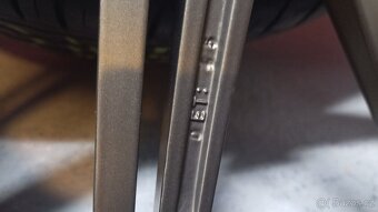 Alu Motec 20" 5x112 letni 245/30 - 13