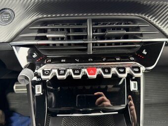 Peugeot 2008 GT 54t km e Záruka, ACC, LED - 13