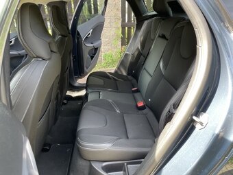 Volvo V40 D2 AUTOMAT 2.0 diesel - 13