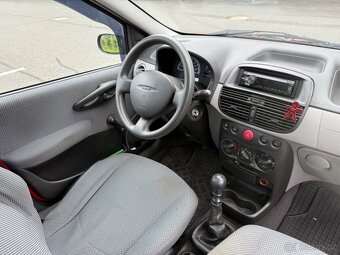 FIAT PUNTO 1,2 8V 44kW - Pěkné - Bez Koroze - pouze 111800km - 13