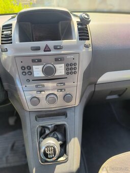 ZAFIRA B 1,9 TDCI - 13