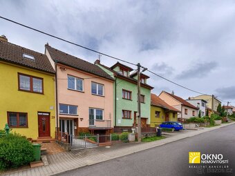 Rodinný dům s garáží a menší zahradou - 13