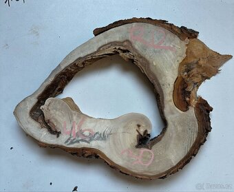Atypické dřevo koláče na epoxid - kaštan - 13