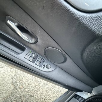 BMW Řada 5, E60 525 i Ojeté, 5/2008, 234100 km platná STK 9/ - 13