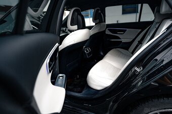 Mercedes-Benz C220d 4M AMG Premium - 13