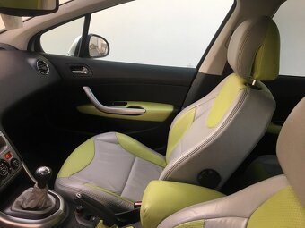 Peugeot 308 1.6HDi 80Kw, Panorama, Dvojbarev.Kůže, nová STK - 13
