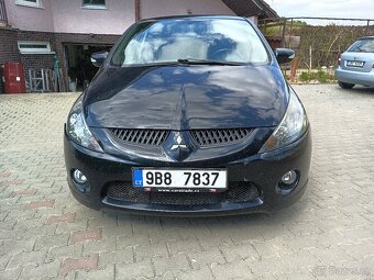 Mitsubishi Grandis - 13