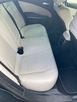 Dodge Charger 5,7 Hemi 410 koní, model 2018, DPH - 13