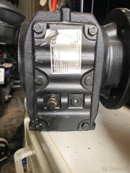MOTORY//PREVODOVKY//OCASKA//RIDGID//KARDANY//HELUKABEL - 13