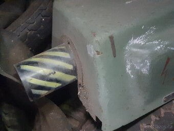 Prodám spodní frézku,pilu,pravítko - 13