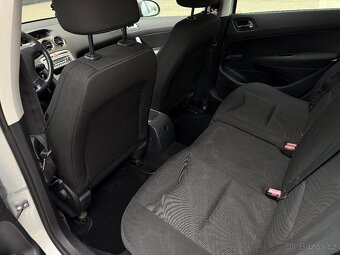 Peugeot 308, 1.4i+LPG, 72kw Man. Nová STK - 13