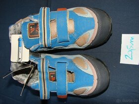 Značkové outdoorové boty, tenisky, do přírody, sport, trek - 13