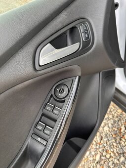 FORD Focus 2.0 TDCi, 110kw, tažné - 13