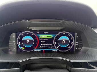 Superb Combi L&K 2.0TDI 140kW 4x4 DSG DPH ČR WEBASTO, TAŽNÉ - 13