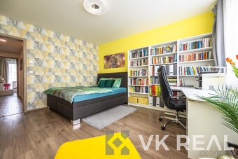 Prodej bytu 3+kk/L, sklep, garáž, OV, cca 100m2 vč. lodžie a - 13