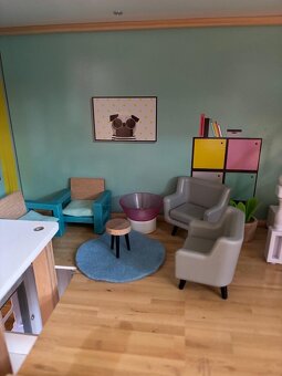 Dřevěný domeček pro panenky Playtive - 13