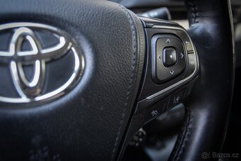 Toyota Avensis Combi 2.0 105kW - 13