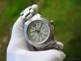 BREITLING Colt Automatic - 13