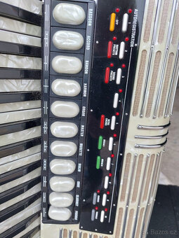 Hohner Morino VS VOX V se zesilovačem Hohner VOX 5midi akord - 13