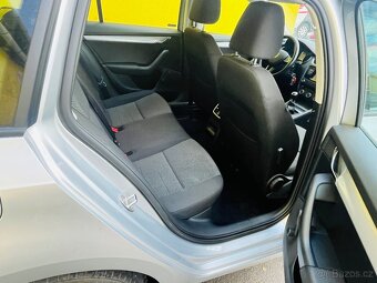 ŠKODA OCTAVIA 1.6 TDi COMBI  NAJETO JEN 136 TIS KM ALU KOLA - 13