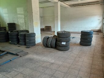 Prodej nemovitosti s pozemkem - 13