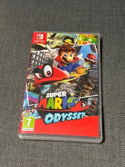 Nintendo Switch + 7 her + 2 ovladače JoyCon - 13