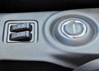 Mitsubishi Outlander 2.0 Instyle,Navi 4WD CVT - 13