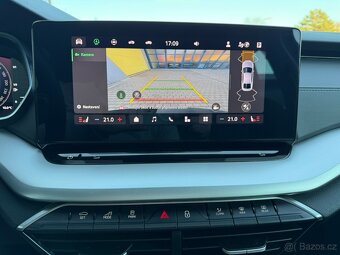 Škoda OCTAVIA IV 1.5 TSi SELECTION LED KAMERA 2025 ZÁRUKA - 13