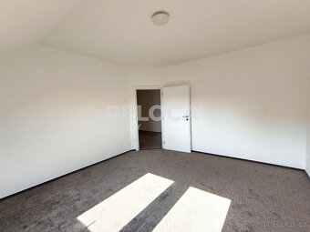 Byt po rekonstrukci 3+1, 125m2 + 12m2 sklep, ul. Gen. Eliáše - 13